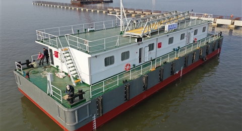 撸起袖子加油干——趸船1